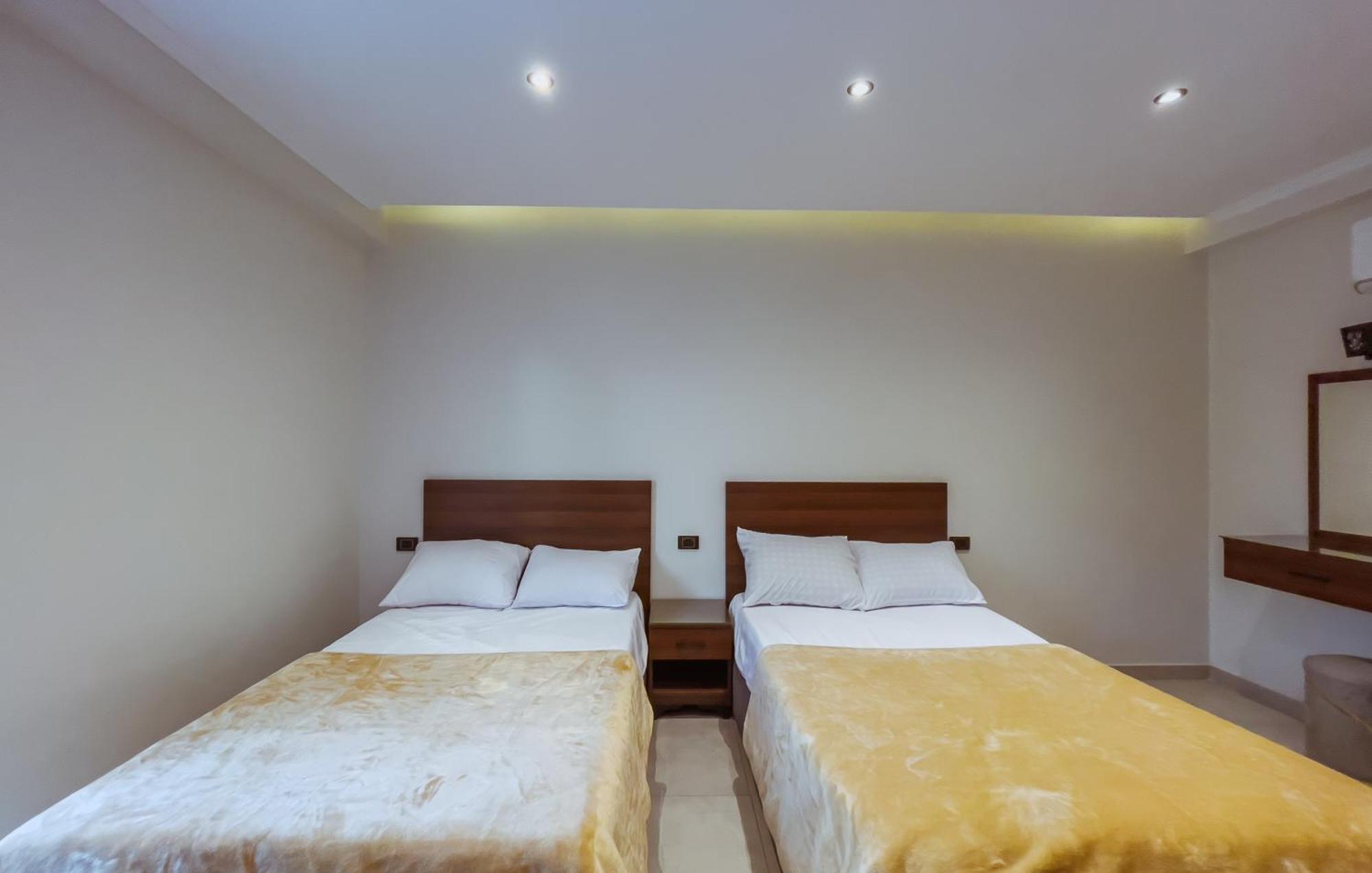 King Khufu Pyramids View Hotel Kafret el-Gabal Chambre photo