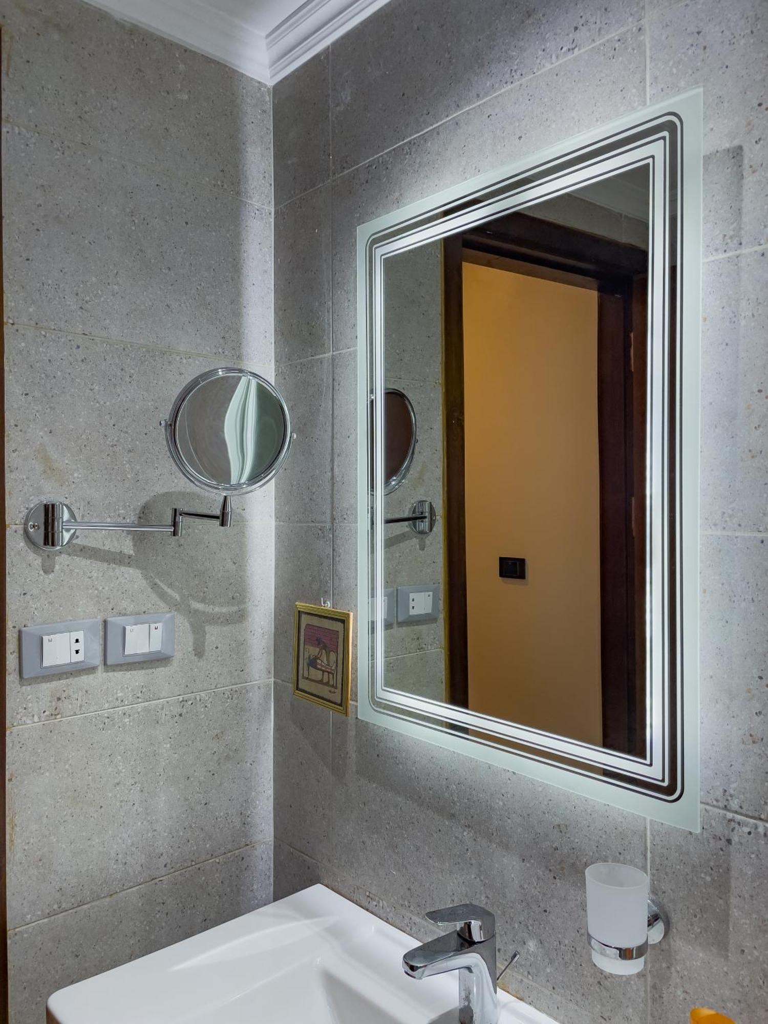 King Khufu Pyramids View Hotel Kafret el-Gabal Chambre photo